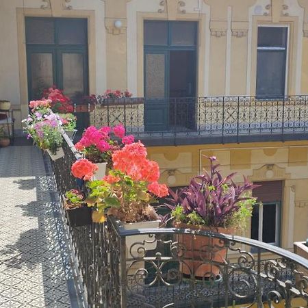 Congress Margit House Apartment Budapest Exterior photo